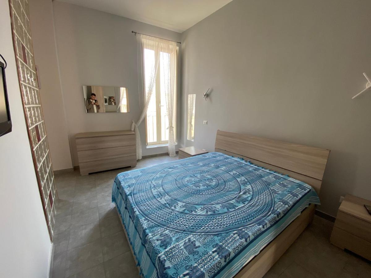 B&B Historic Center Apartments Наполи Екстериор снимка